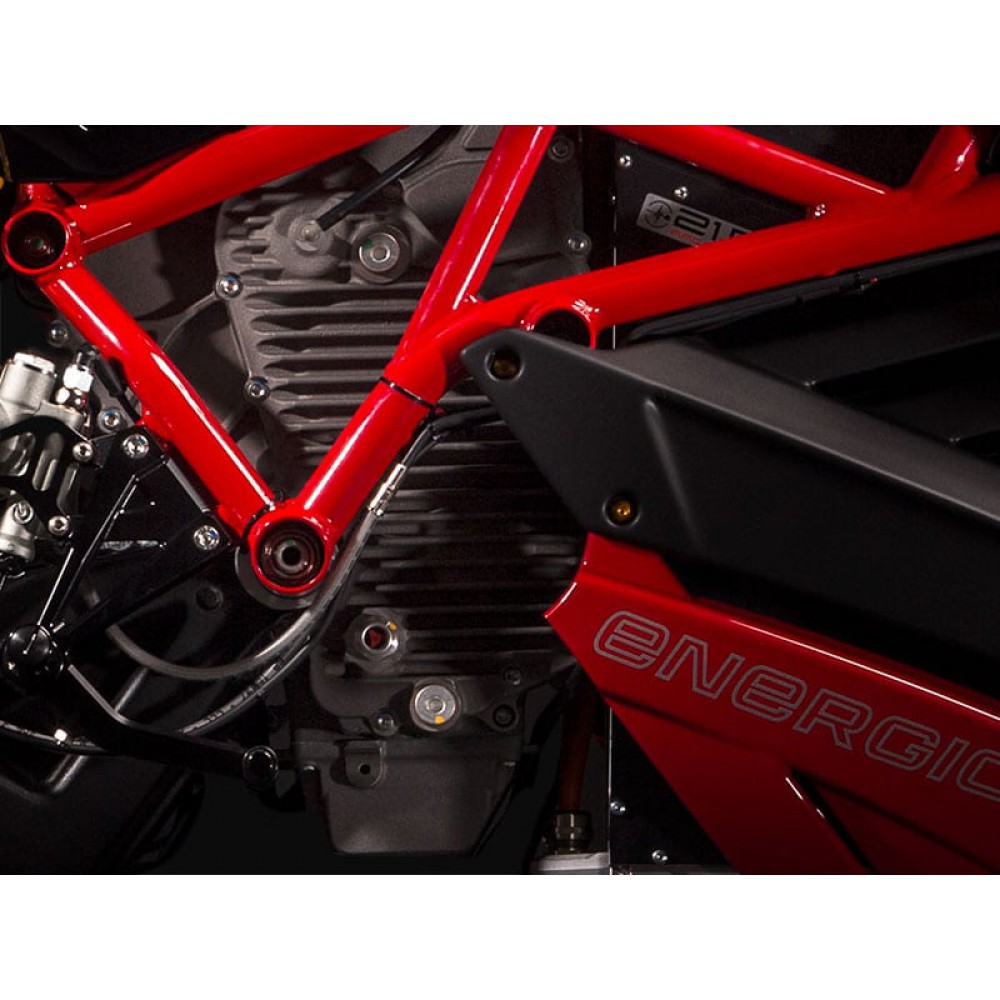 page-eva-dett3-1000x1000w